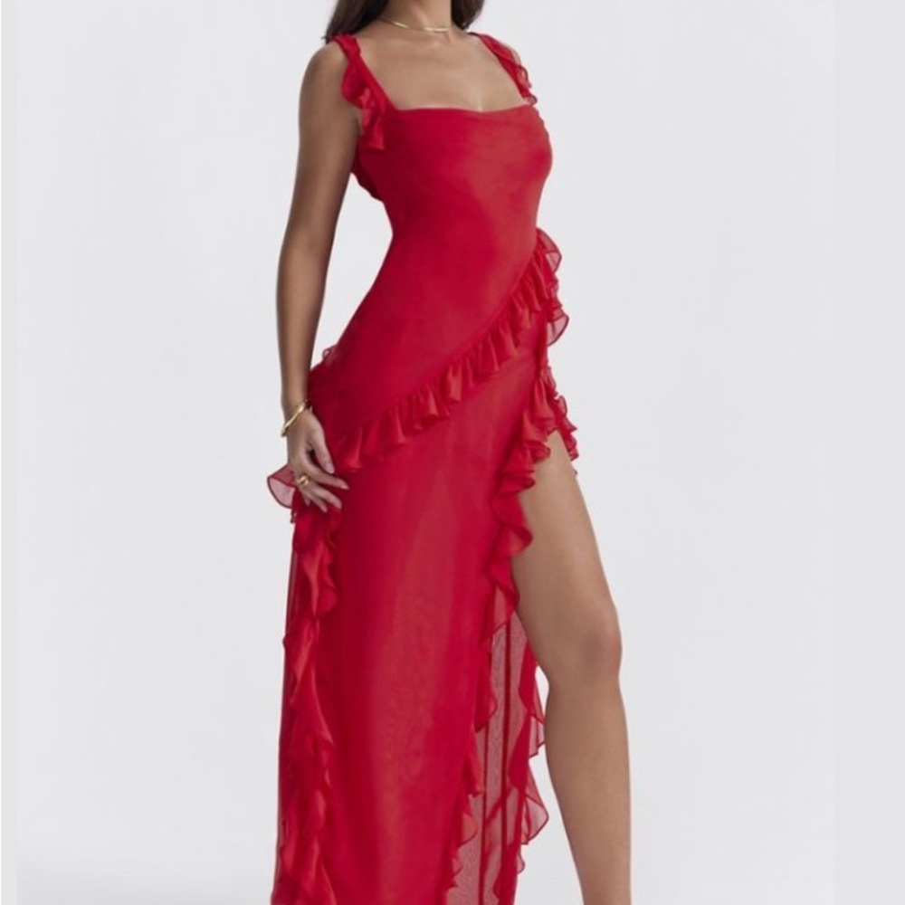 Chic Asymmetrical Red Dress